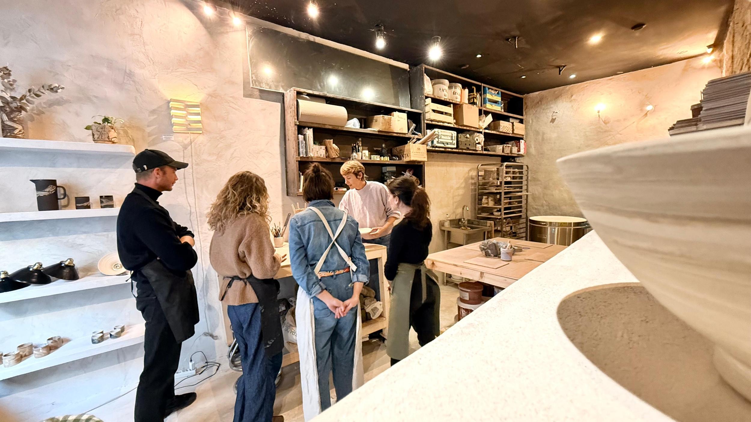 Réalisez votre objet unique en terre mêlée avec Kathleen - Image n°9 - Wecandoo