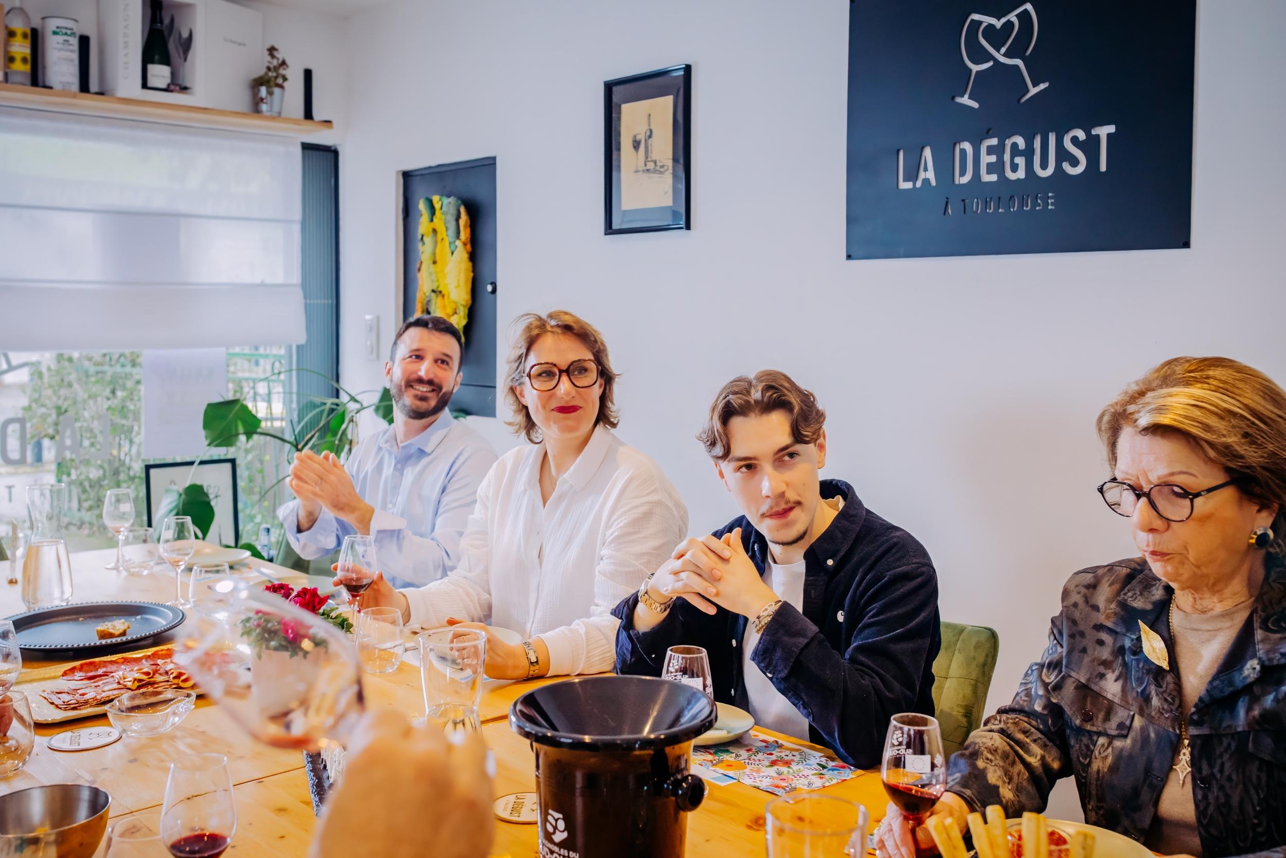 Découvrez l'univers des vins pétillants avec Isabelle - Image n°7 - Wecandoo