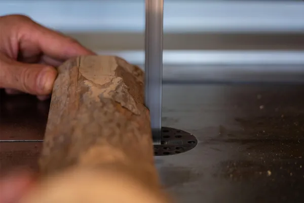 Découvrez le tournage sur bois et réalisez votre toupie ainsi que son plateau avec Grégory - Afbeelding nr. 2 - Wecandoo