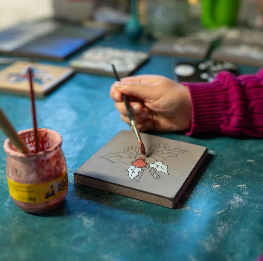 Initiez-vous à l'émaillage sur lave