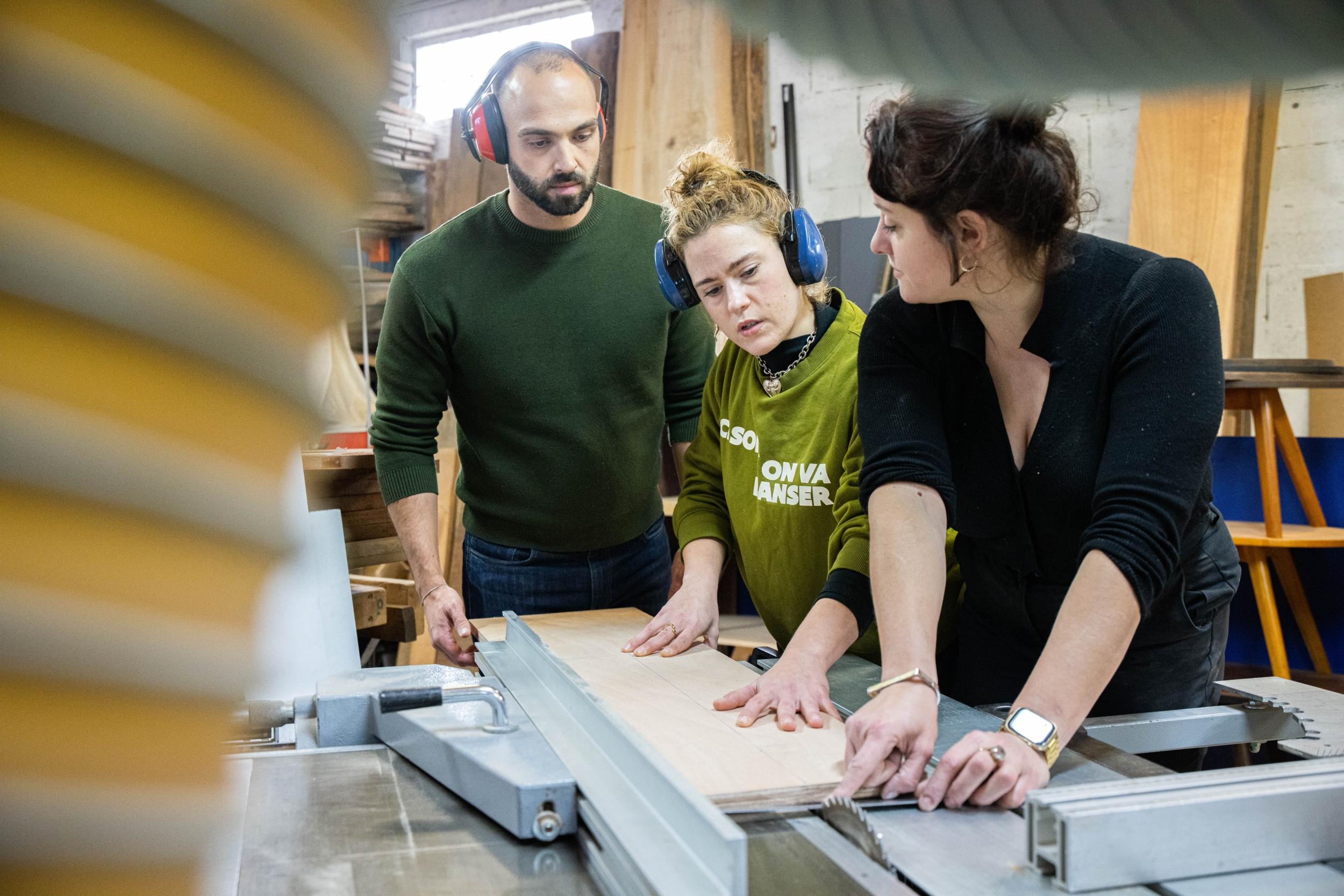 Créez votre table basse de designer avec Eva - Image n°2 - Wecandoo