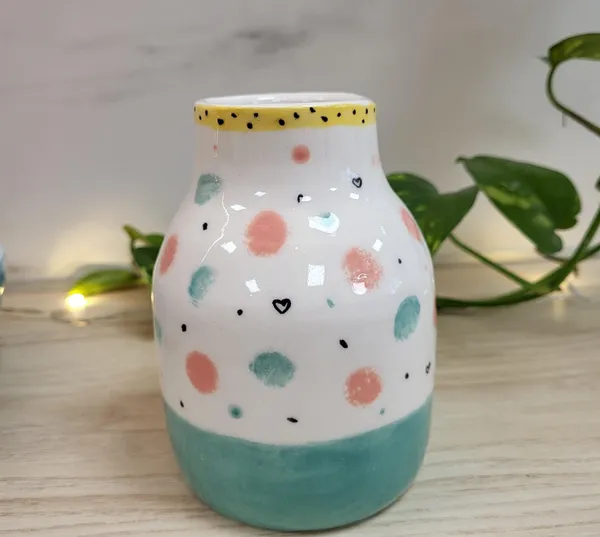 Décorez votre pièce en céramique avec Noémie - Image n°3 - Wecandoo