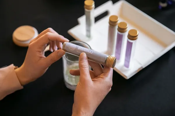 Créez votre routine beauté et yoga du visage avec Aurélie - Image n°3 - Wecandoo