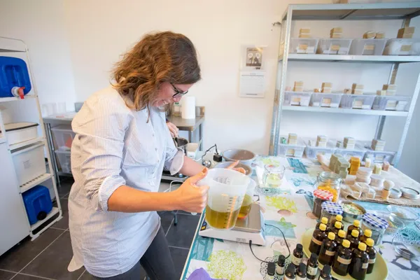 Réalisez vos savons naturels hydratants avec Anne - Image n°4 - Wecandoo