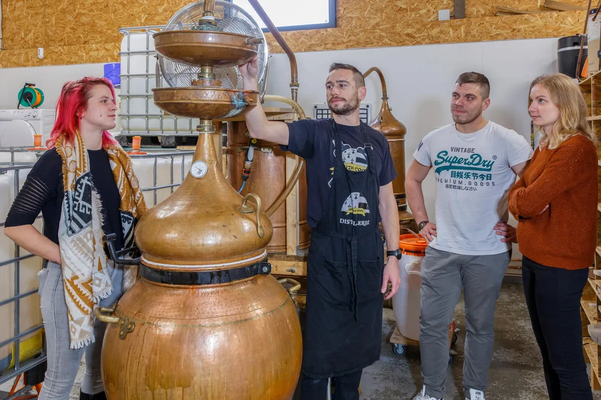 Visitez une distillerie et dégustez des spiritueux