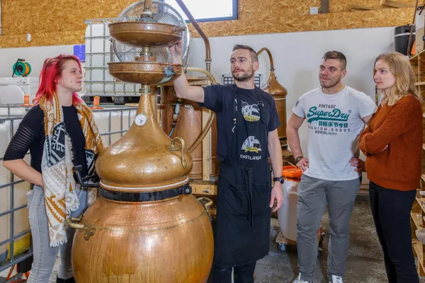 Visitez une distillerie et dégustez des spiritueux