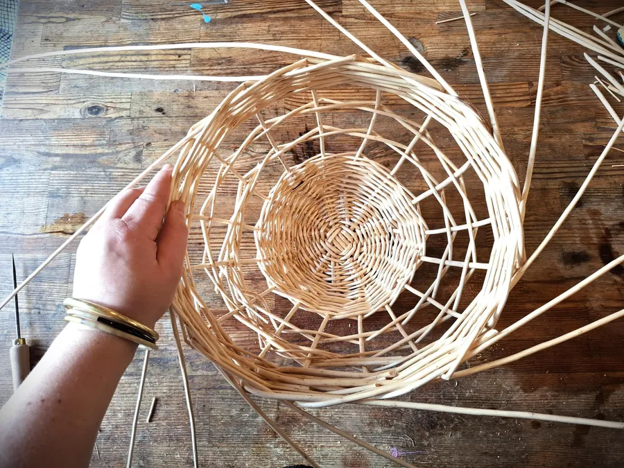 Créez un panier ajouré en osier avec Florie - Image n°1 - Wecandoo