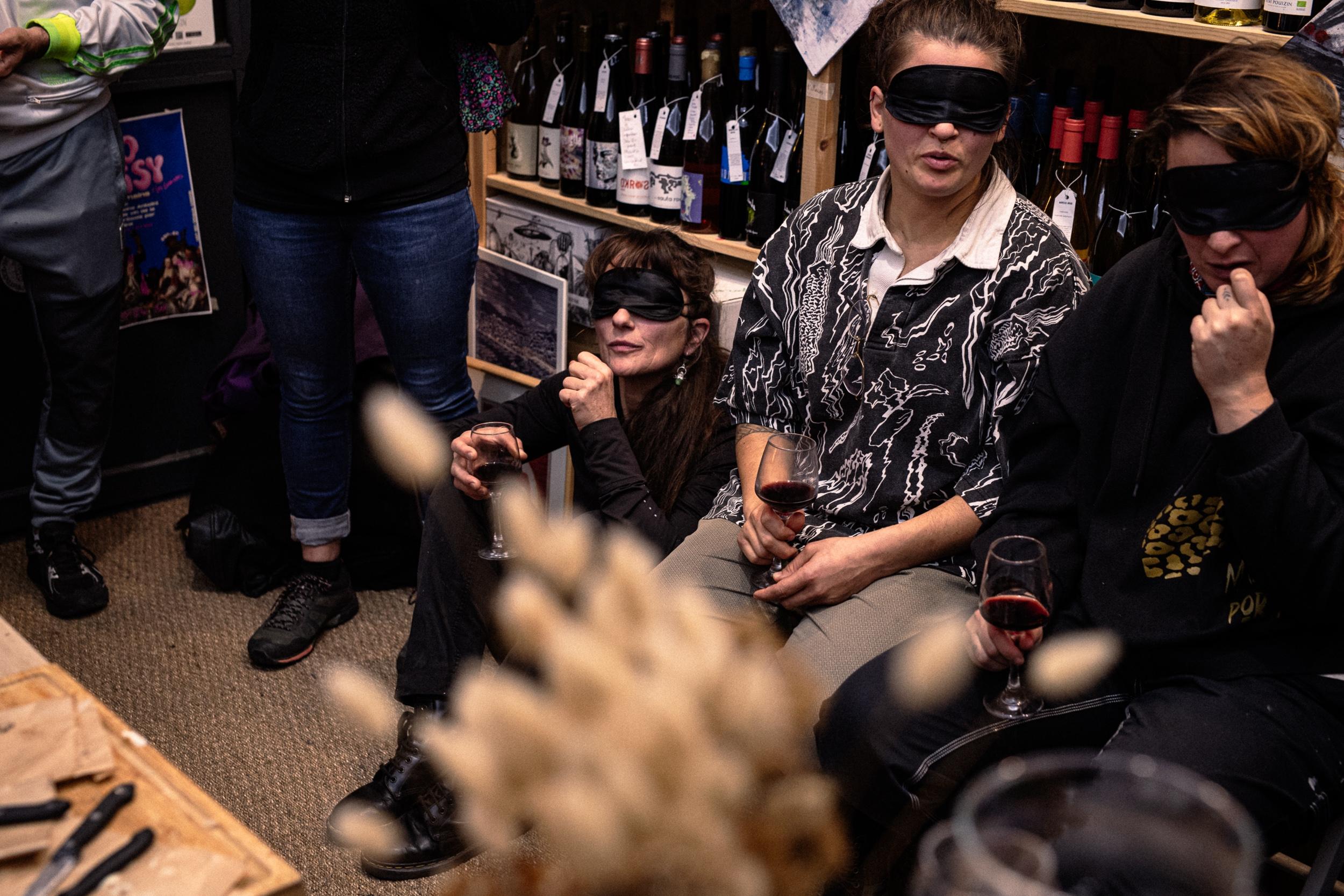 Dégustez des accords vins nature et fromages artisanaux à l'aveugle avec Céline - Image n°11 - Wecandoo