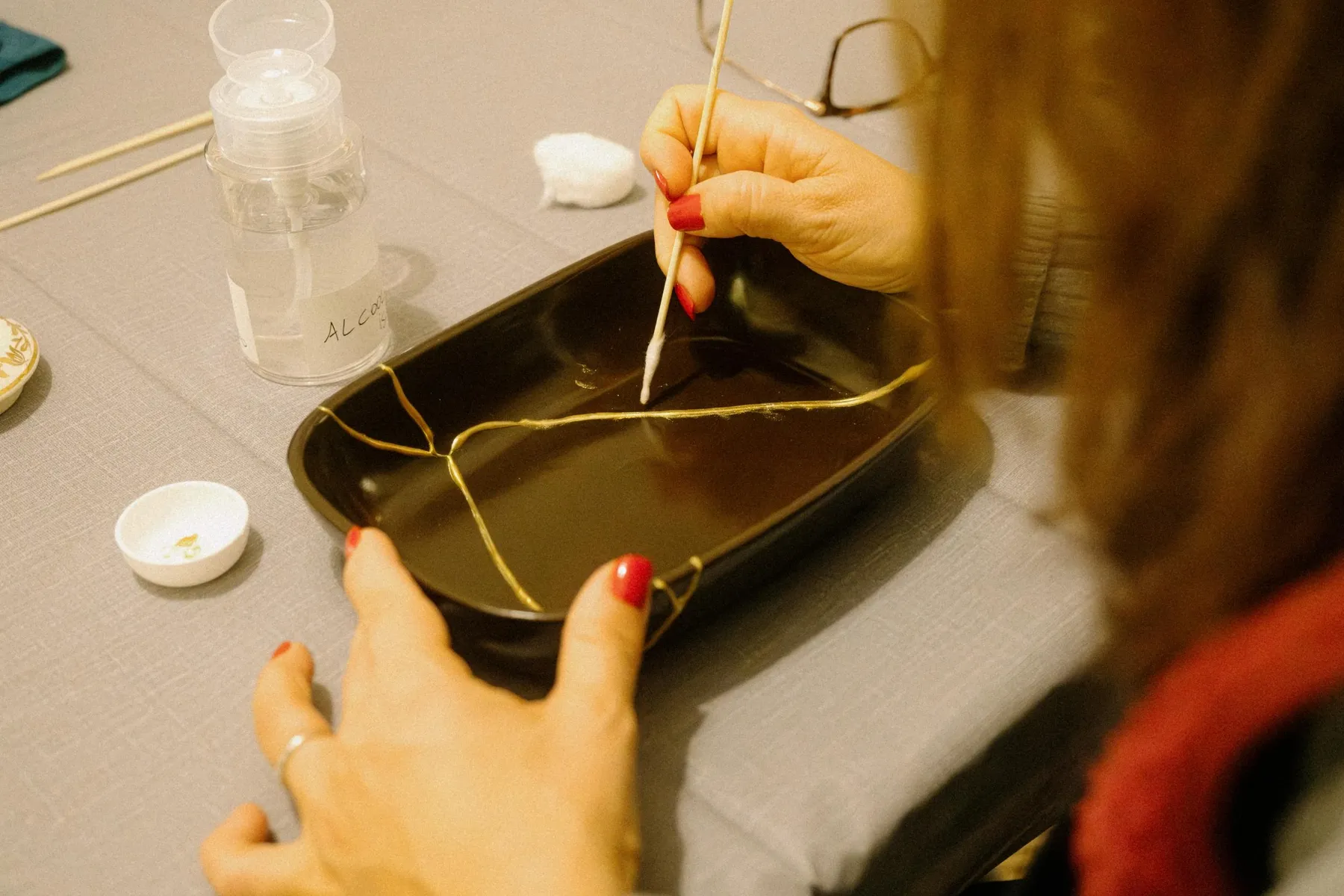 Initiez-vous à l'art du kintsugi avec Nadèje - Image n°5 - Wecandoo