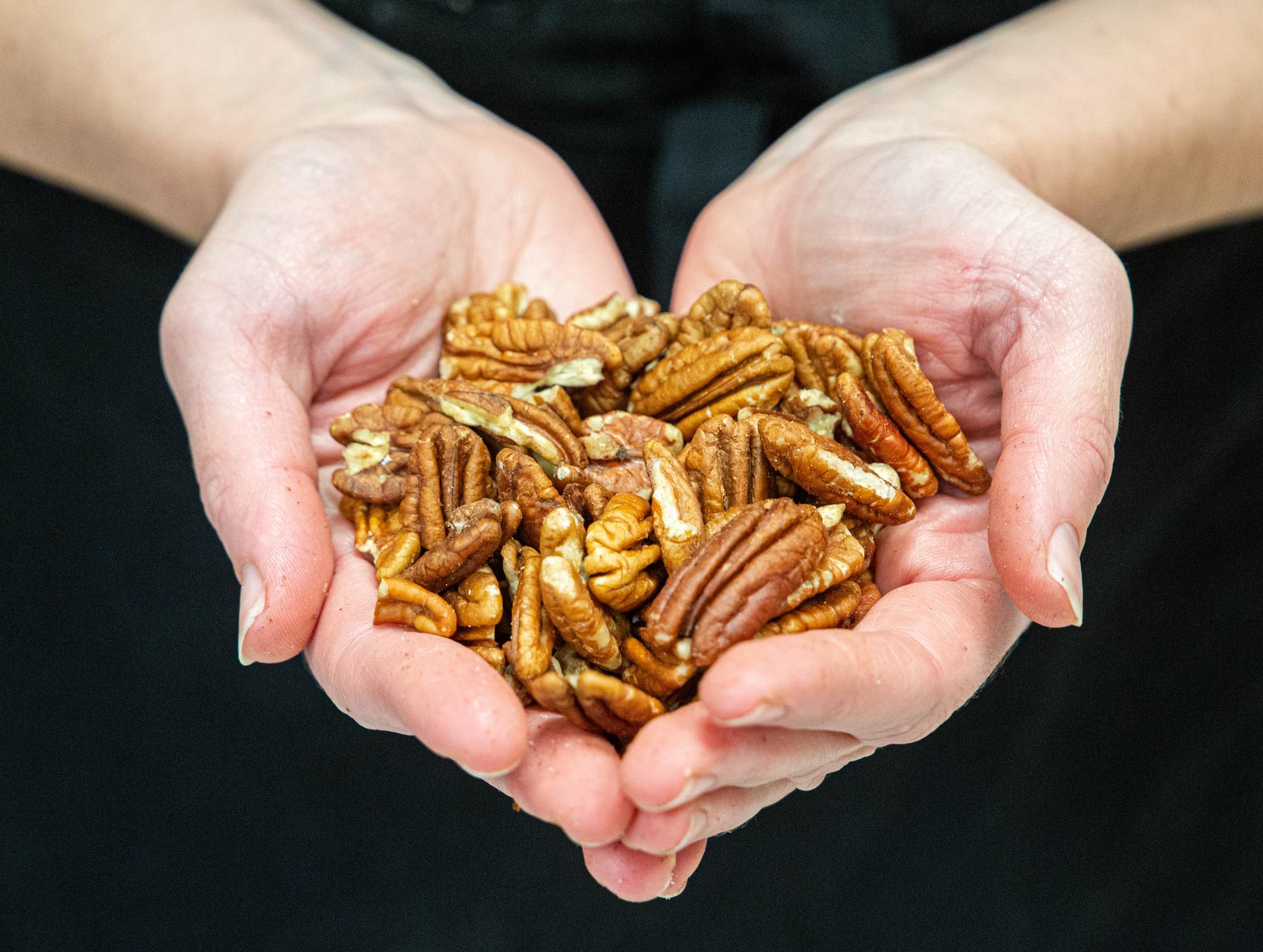 Réalisez vos pâtisseries gourmandes à base de pâte à cookie avec Chloé - Image n°6 - Wecandoo