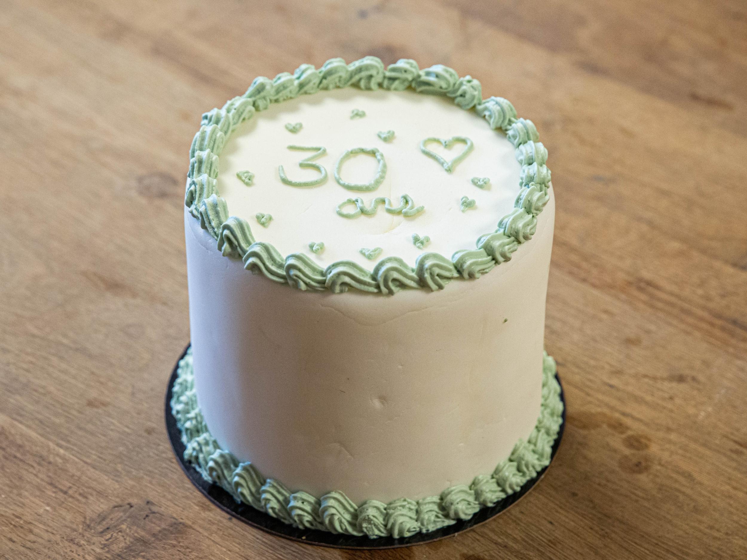 Assemblez et décorez votre layer cake avec Chloé - Image n°1 - Wecandoo