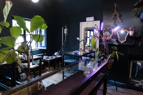 Create your own pair of silver hoop earrings - Image n°1 - Wecandoo