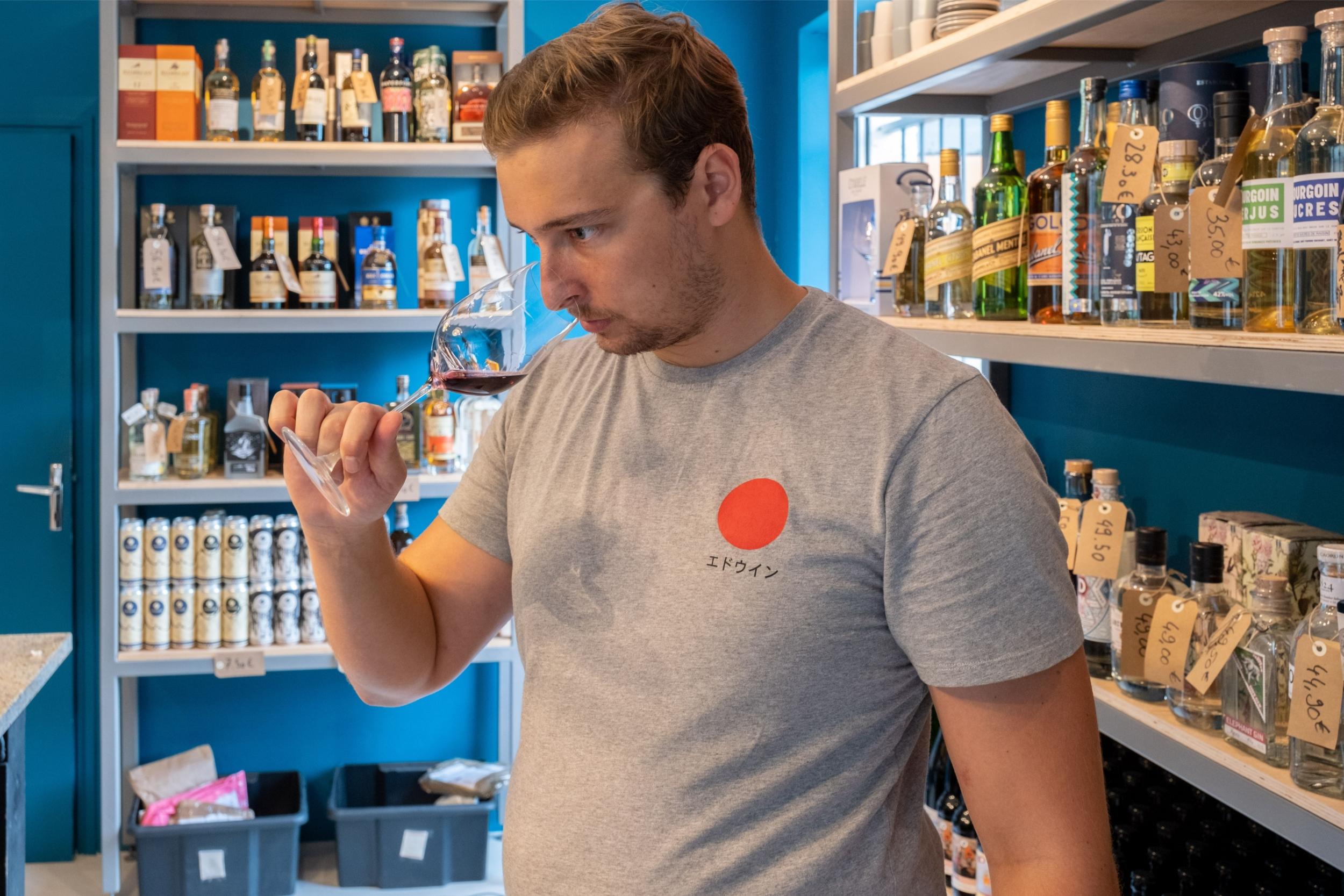 Initiez-vous à la dégustation de vin avec César - Image n°6 - Wecandoo