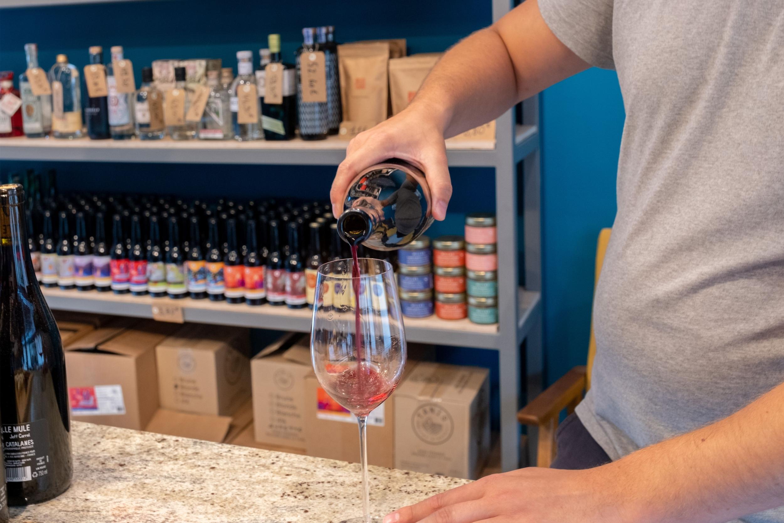 Initiez-vous à la dégustation de vin avec César - Image n°3 - Wecandoo