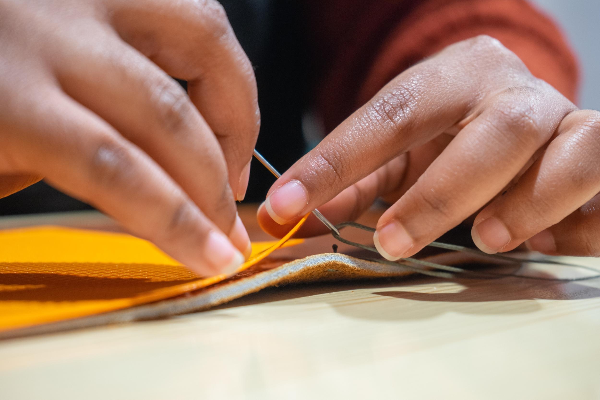 Réalisez votre sac cabas en cuir avec Kristina - Image n°5 - Wecandoo