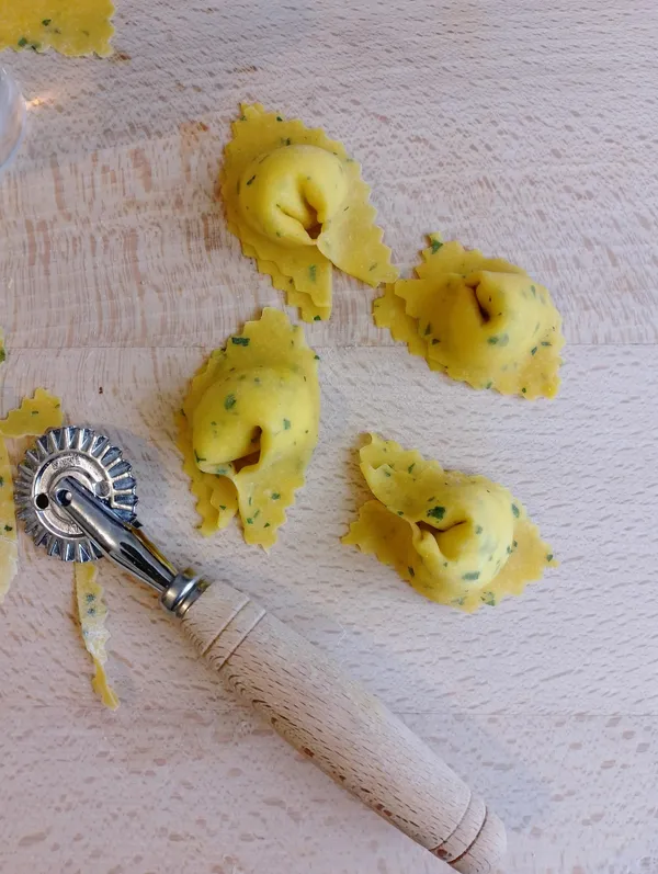 Cook your own stuffed pasta from Bologna