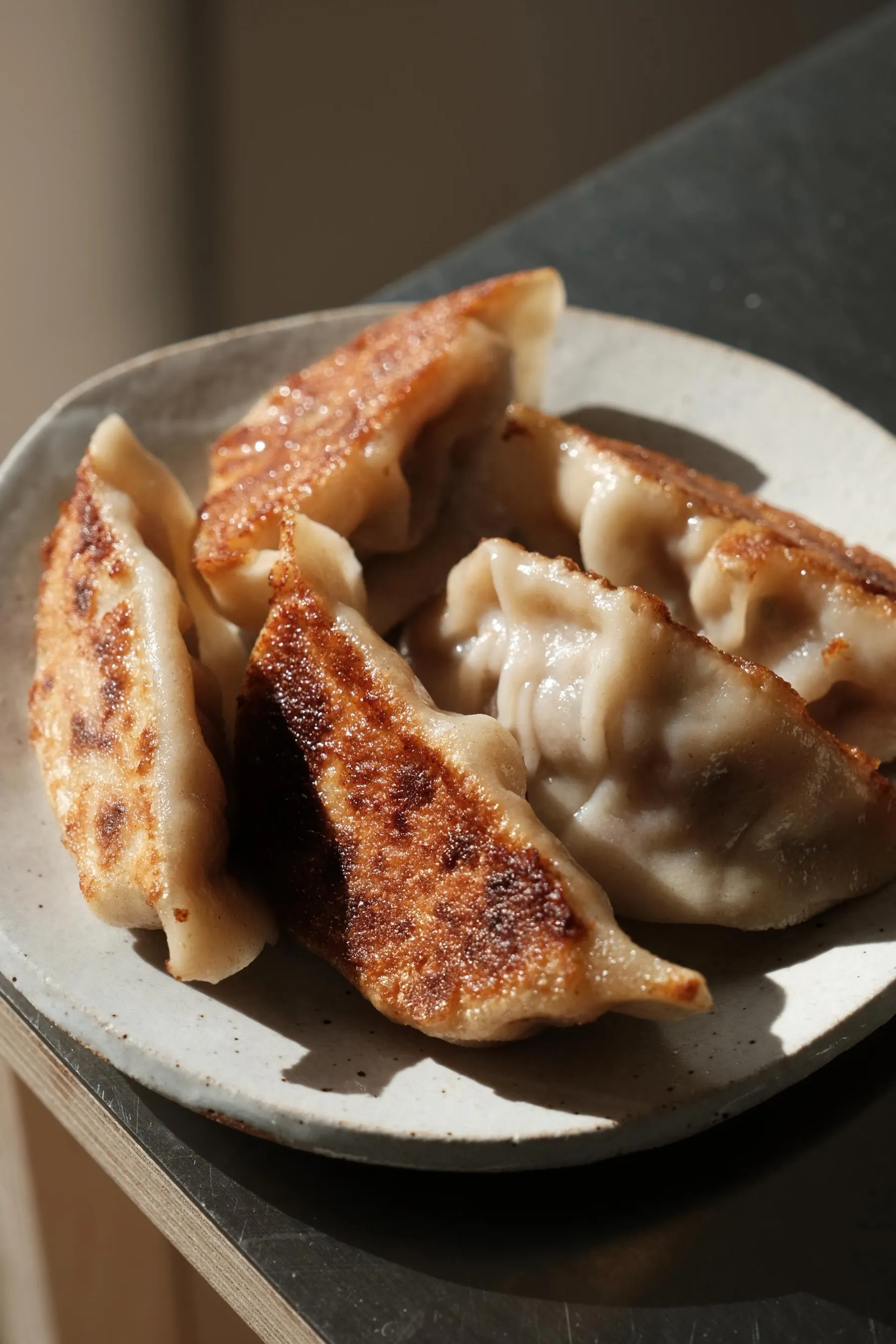 Initiez-vous à la cuisine asiatique et réalisez vos gyozas - Image n°1 - Wecandoo