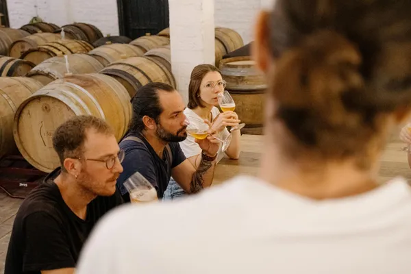 Enjoy food and beer pairings in an urban winery with Alexis - Image n°5 - Wecandoo