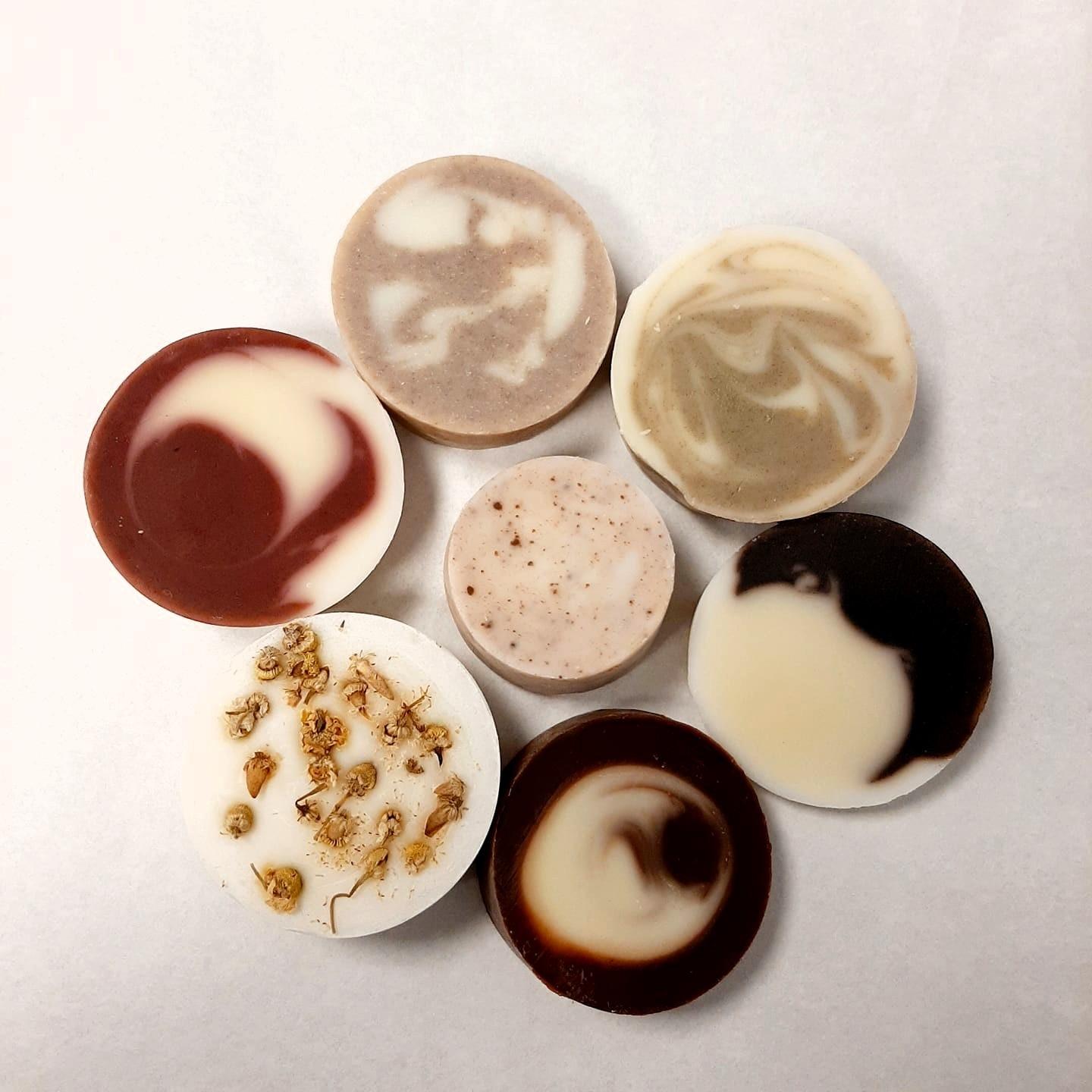 Initiez-vous à la saponification à froid et fabriquez votre savon artisanal avec Eva et Francesco - Image n°7 - Wecandoo