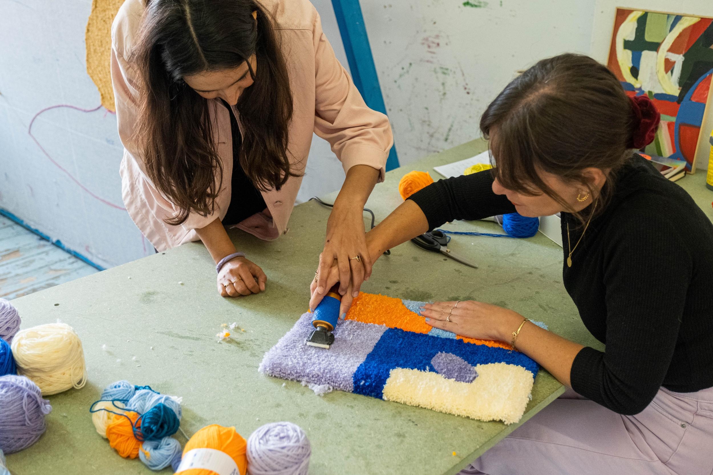 Initiez-vous au tufting et créez votre tapis avec Sabira - Image n°9 - Wecandoo