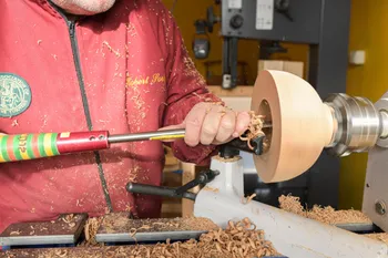 Initiez-vous au tournage sur bois