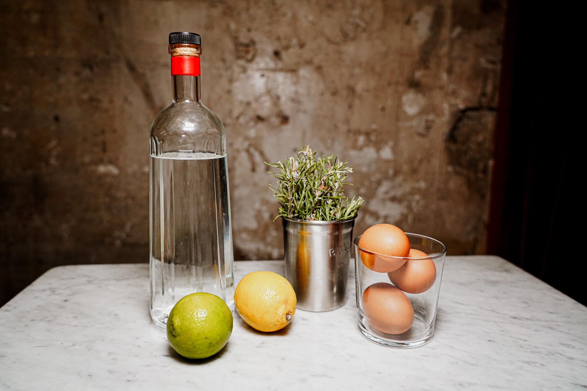 Réalisez trois grands cocktails classiques emblématiques dans un speakeasy avec Raphaël et son équipe - Image n°8 - Wecandoo