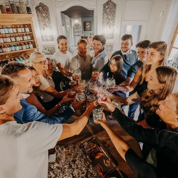 Composez et distillez votre gin avec Cyril - Image n°3 - Wecandoo