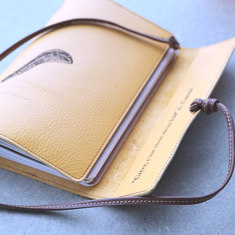 Fabriquez votre carnet de voyage en cuir avec Priscilla - Image n°8 - Wecandoo