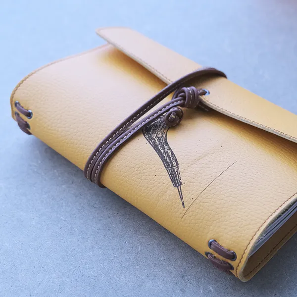 Fabriquez votre carnet de voyage en cuir