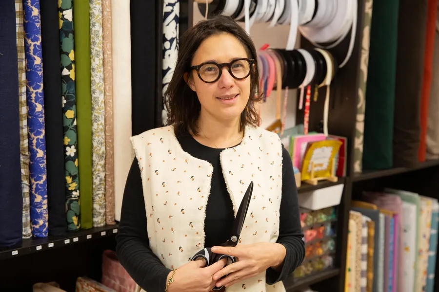 Charlotte: Couturière in Paris