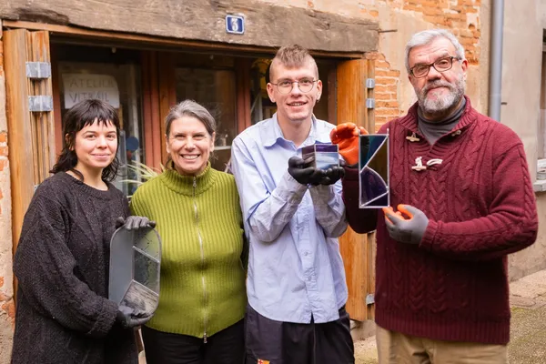 Découvrez la technique du vitrail sur une journée avec Corinne - Image n°5 - Wecandoo