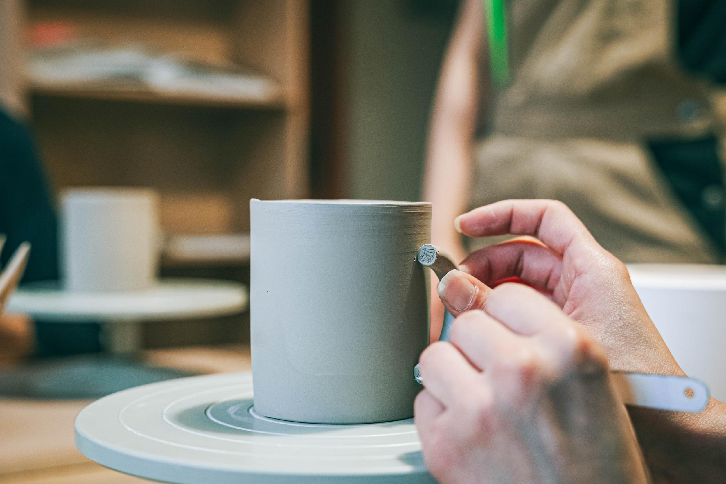 Coulez votre tasse avec Nour - Image n°3 - Wecandoo