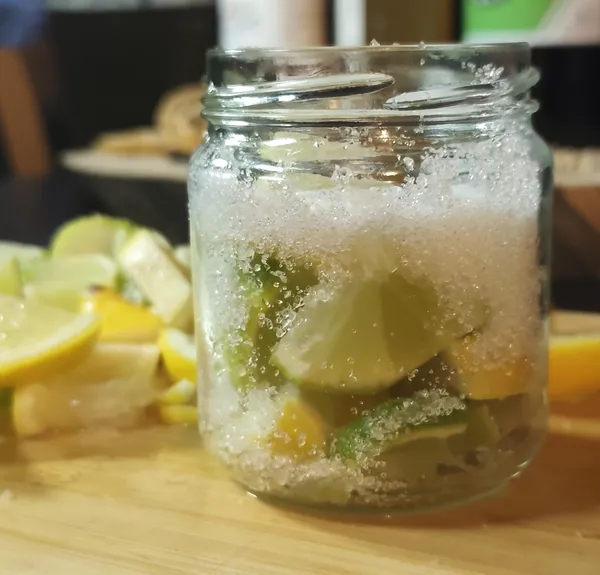 Créez votre limoncello et découvrez les clés des boissons fermentées avec Thibaut - Image n°3 - Wecandoo