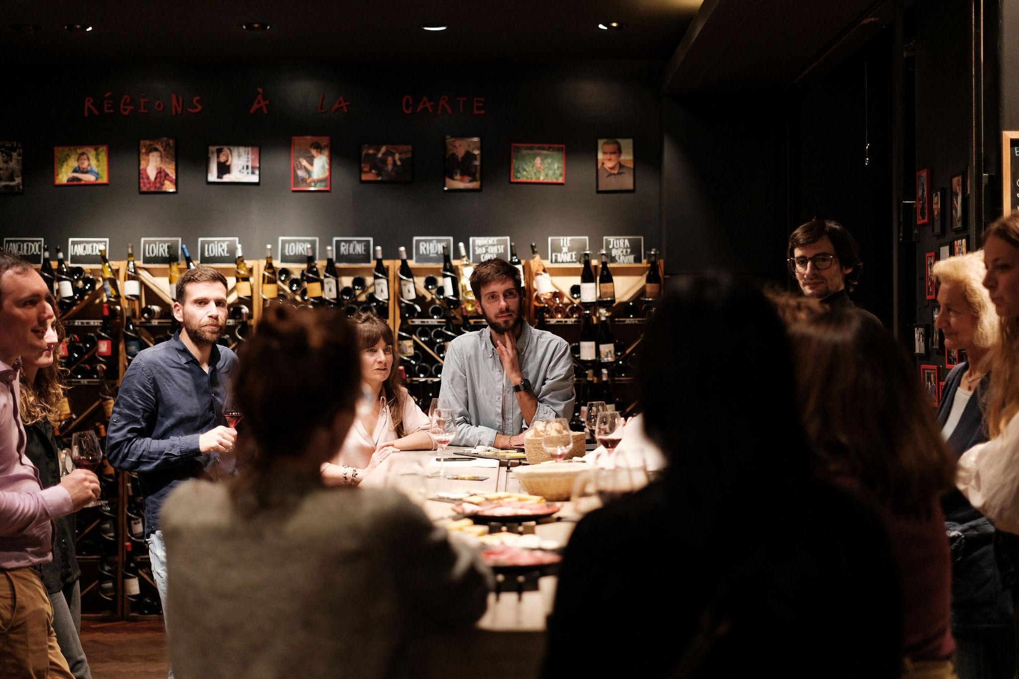 Plongez dans l'univers du champagne et autres bulles avec Loïc - Image n°3 - Wecandoo