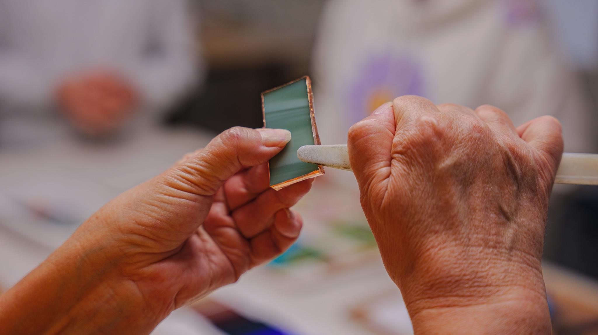 Initiez-vous au vitrail avec Florence - Image n°4 - Wecandoo