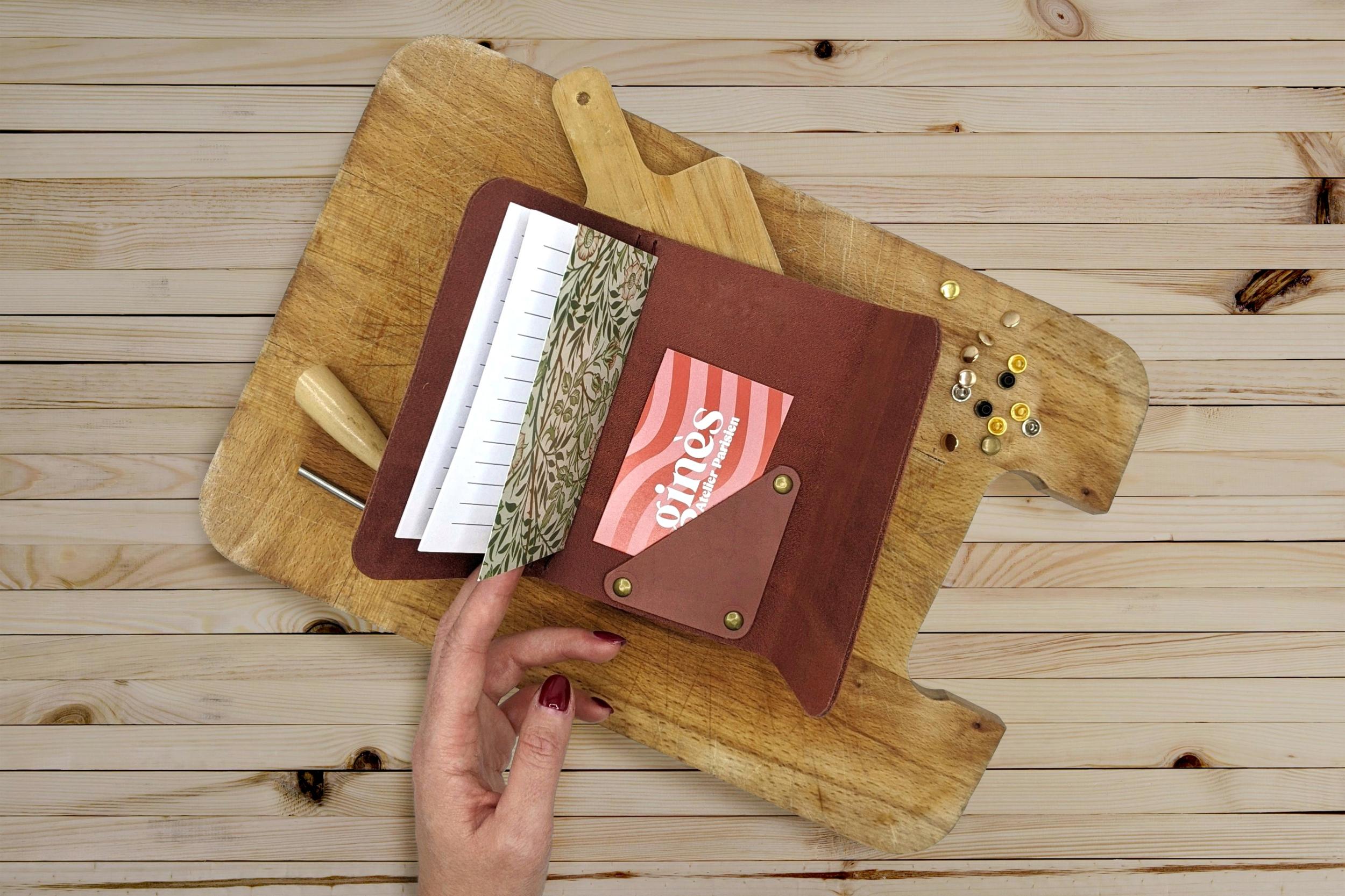 Créez votre carnet en cuir personnalisé