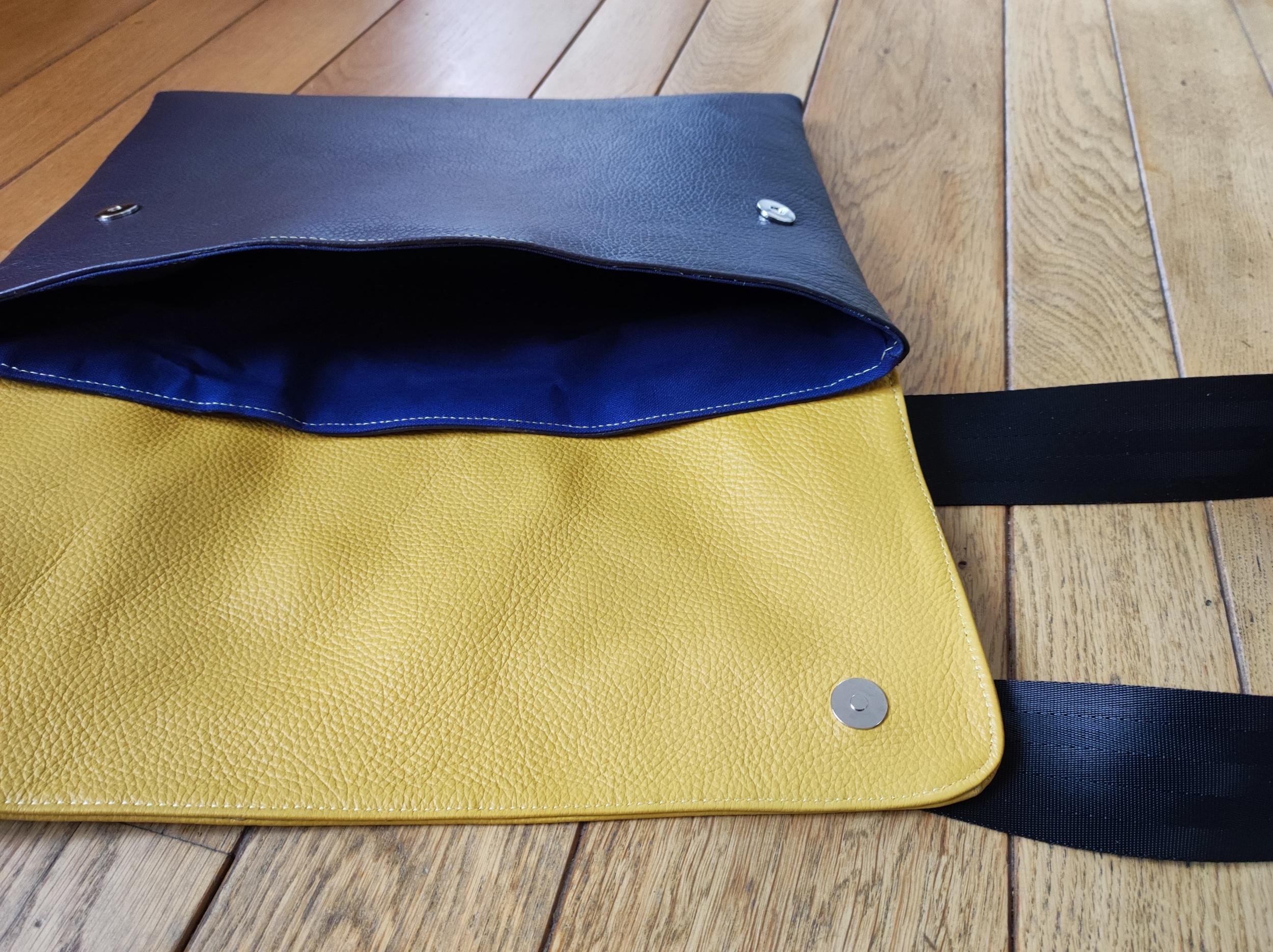 Façonnez votre pochette d'ordinateur en cuir - Image n°8 - Wecandoo