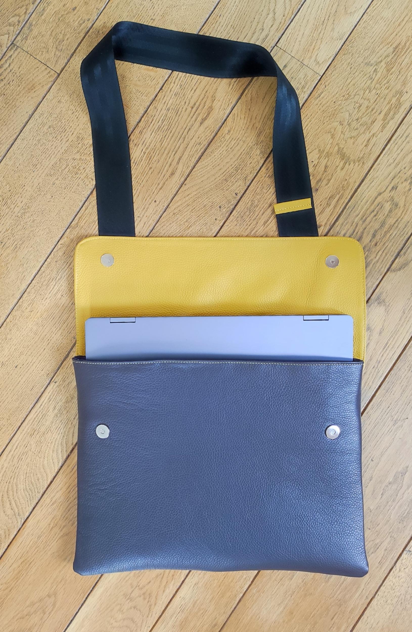 Façonnez votre pochette d'ordinateur en cuir - Image n°9 - Wecandoo