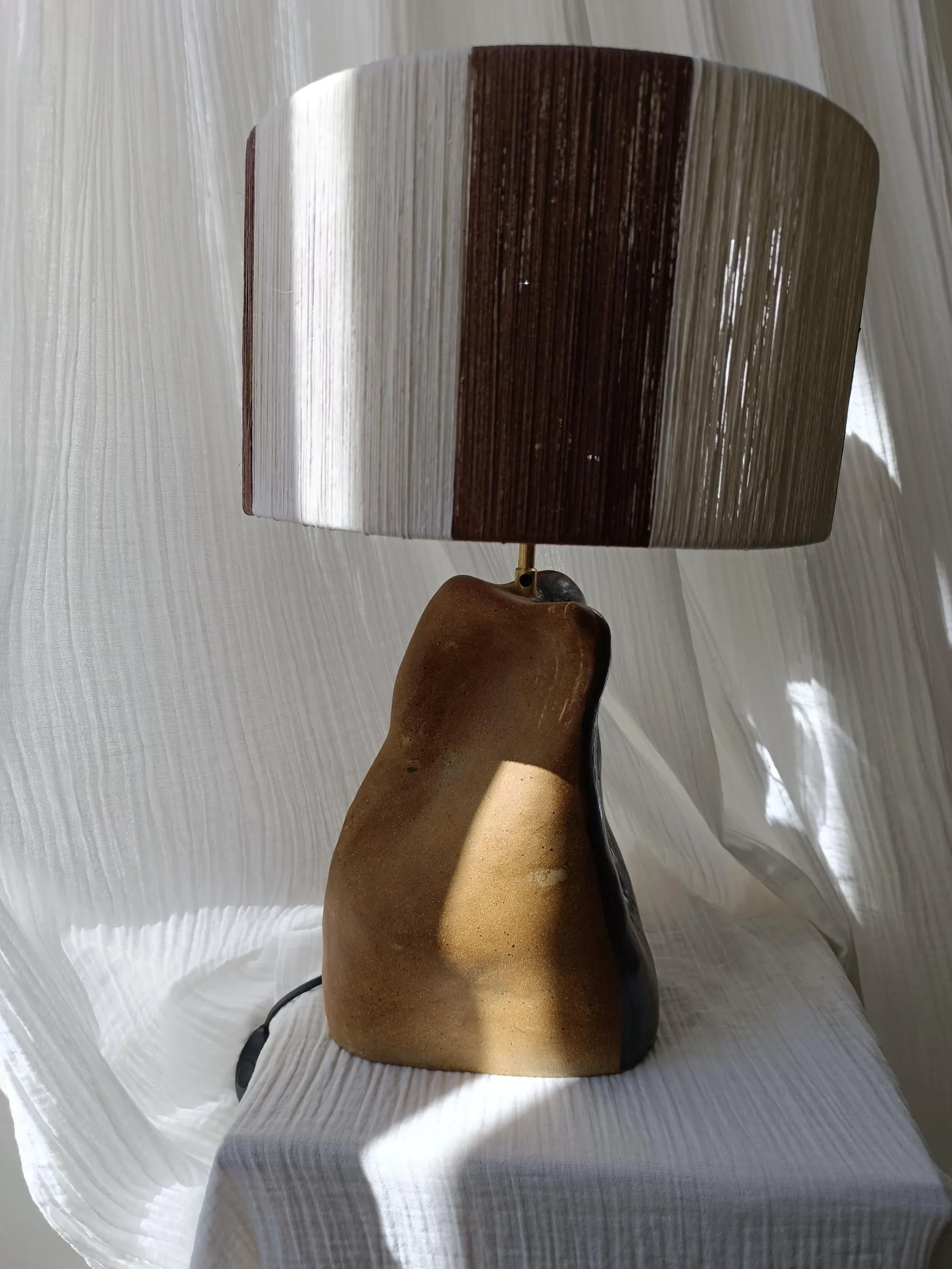 Modelez votre pied de lampe avec Manon - Image n°4 - Wecandoo