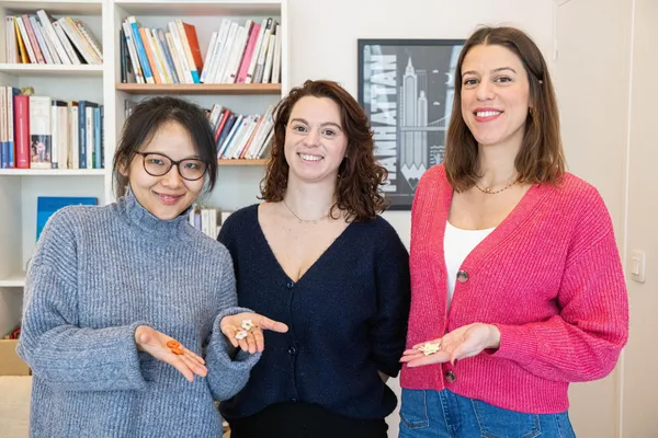 Créez vos set de paires de boucles avec Mona - Image n°4 - Wecandoo