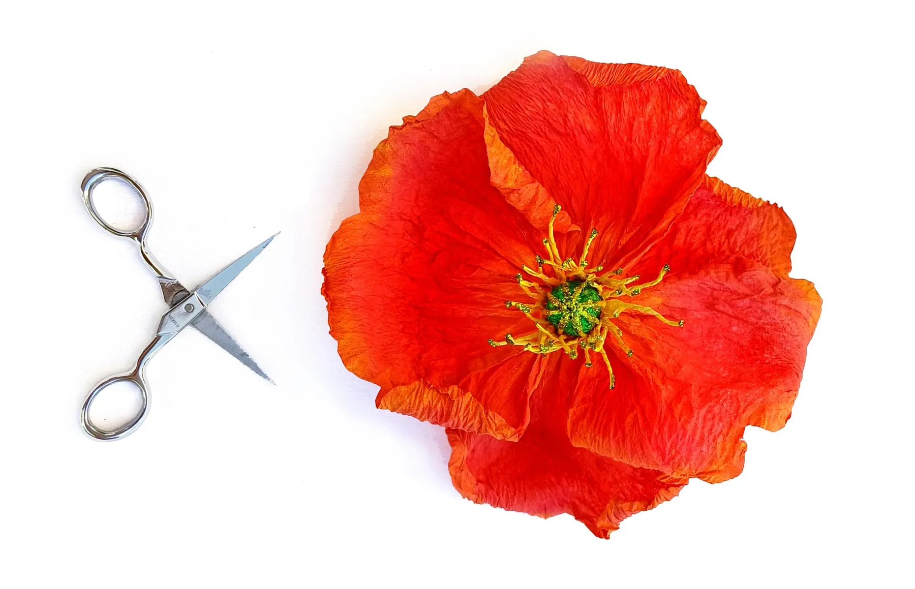 Créez une fleur éternelle et sa tige en papier avec Anna à Paris - Afbeelding nr. 5 - Wecandoo