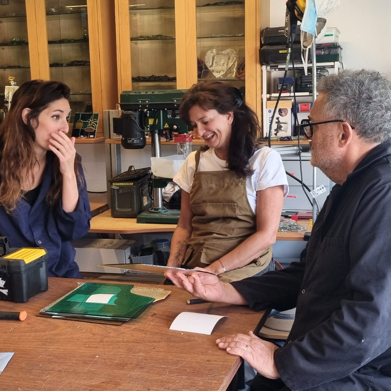 Créez votre miroir en vitrail avec Henri - Image n°5 - Wecandoo