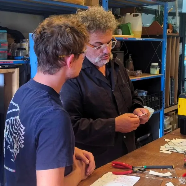 Découvrez le vitrail Tiffany avec Henri - Image n°4 - Wecandoo