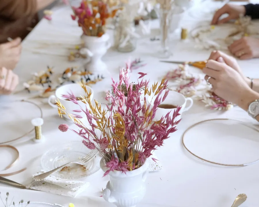 Réalisez votre couronne de fleurs séchées avec Amandine - Image n°1 - Wecandoo