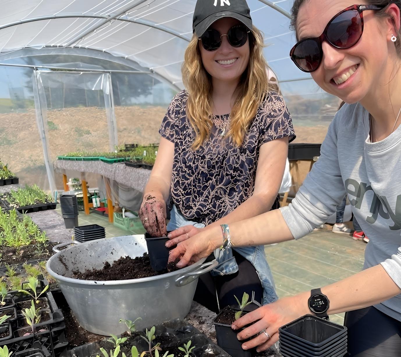Immergez-vous dans la vie d'une floricultrice sur une journée avec Claire-Charlotte - Image n°4 - Wecandoo