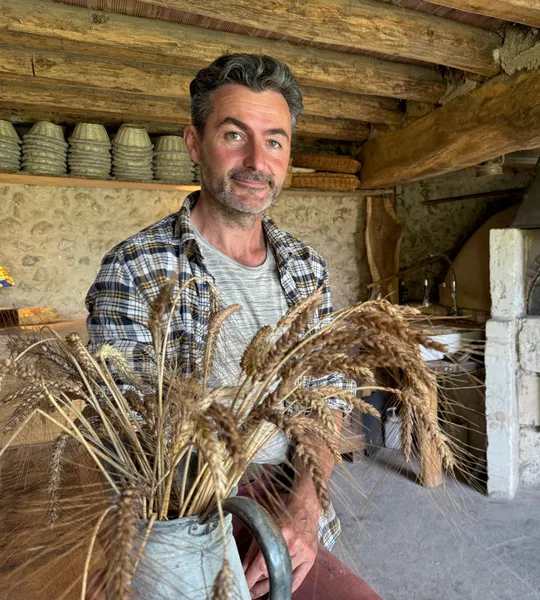 Nicolas : Paysan-Meunier-boulanger à Sarthe (72)