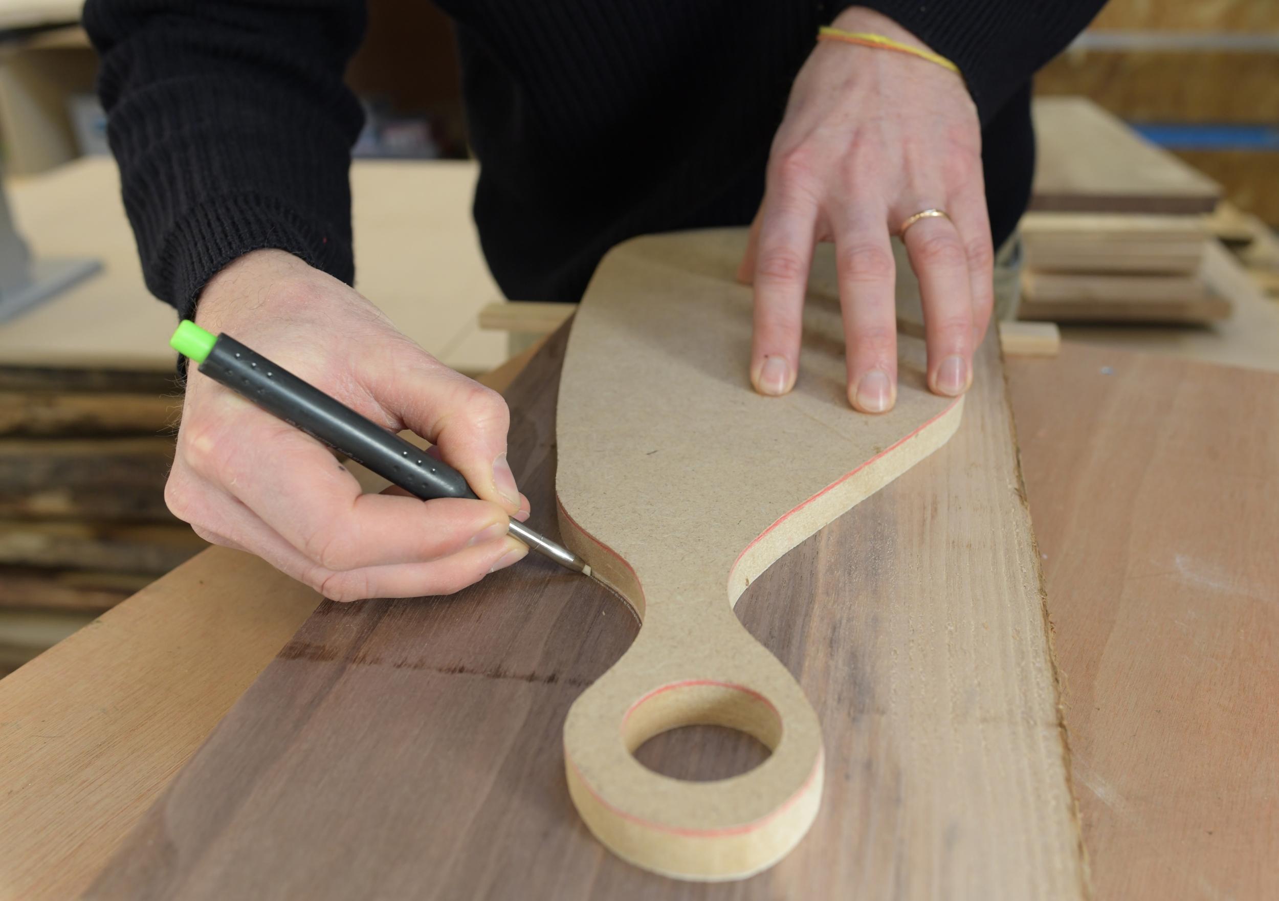 Réalisez votre planche à découper avec Jean-Baptiste - Image n°7 - Wecandoo