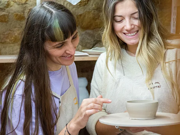 Initiez-vous au tour avec Camille et Claudia - Image n°4 - Wecandoo