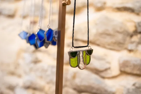 Initiez-vous à l'art du vitrail Tiffany