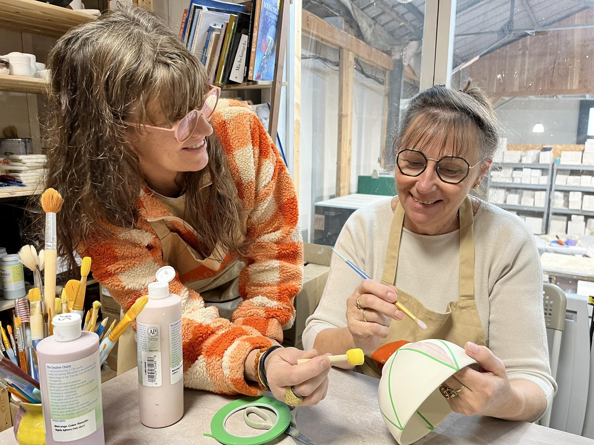 Décorez votre pièce en céramique avec Claire et Sophie - Image n°2 - Wecandoo